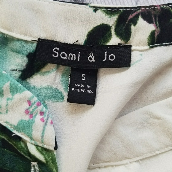 Sami & Jo Button Up Blouse Floral Top Sz Small - Picture 2 of 8